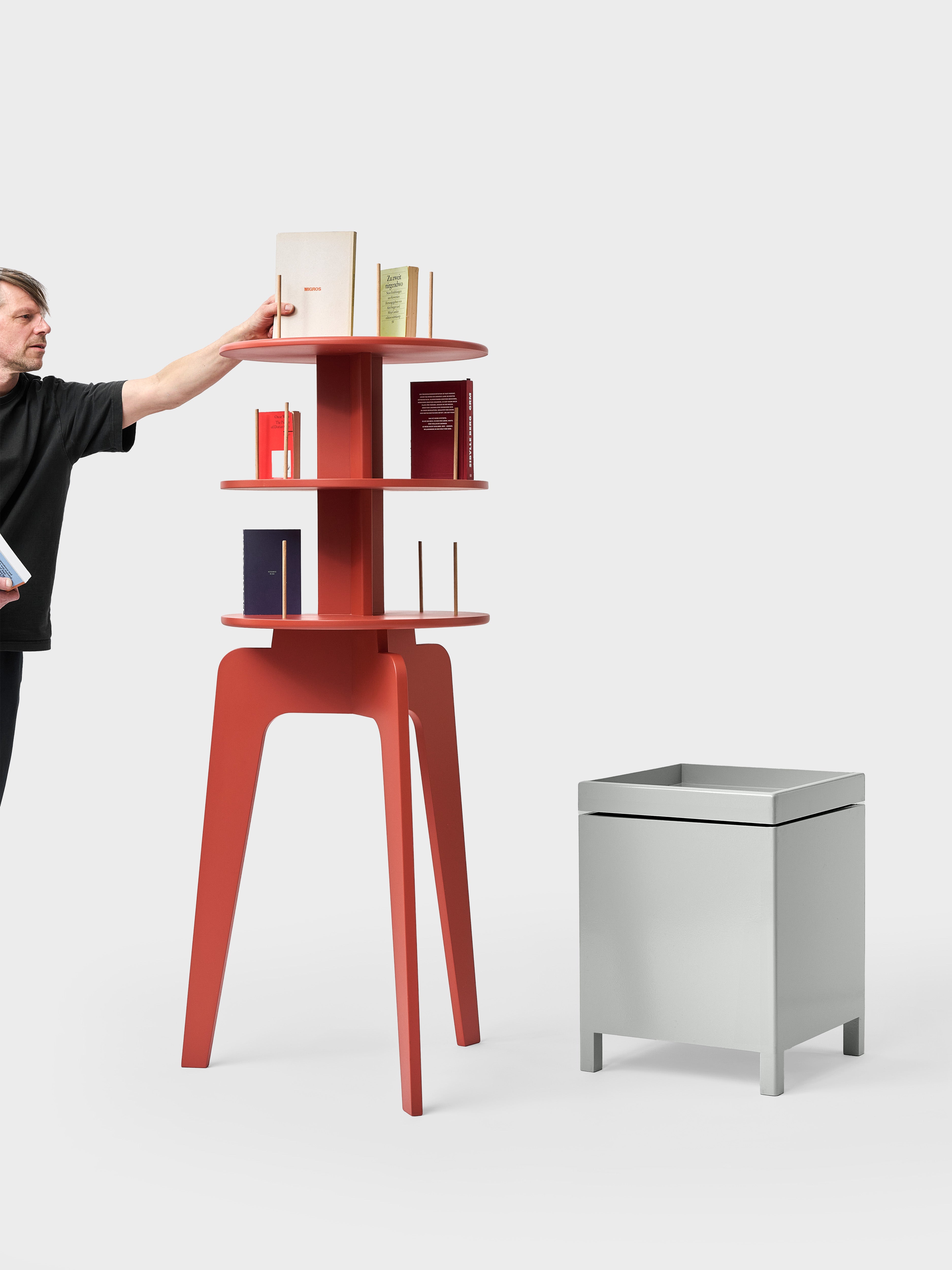 Freestanding Bookshelf